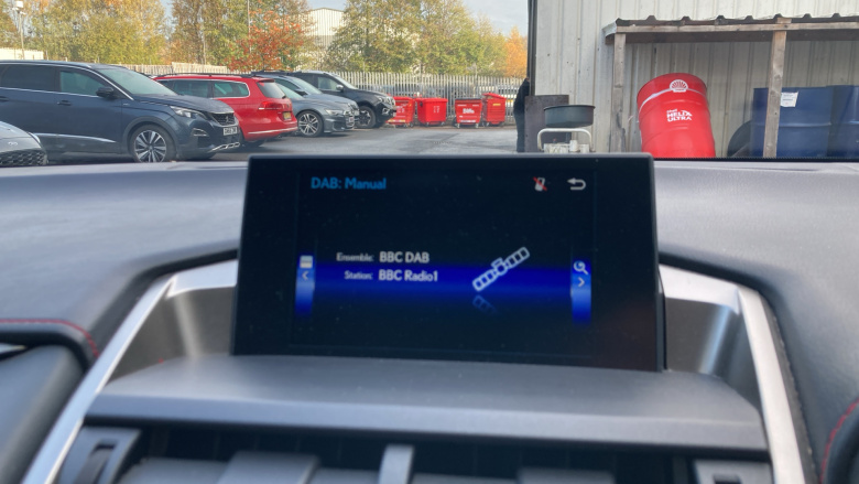 Lexus NX 300h 2.5 F-Sport 5dr CVT Hybrid Estate